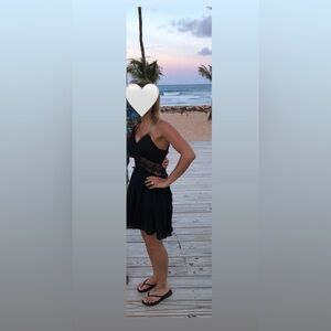 Entro by Vici black dress